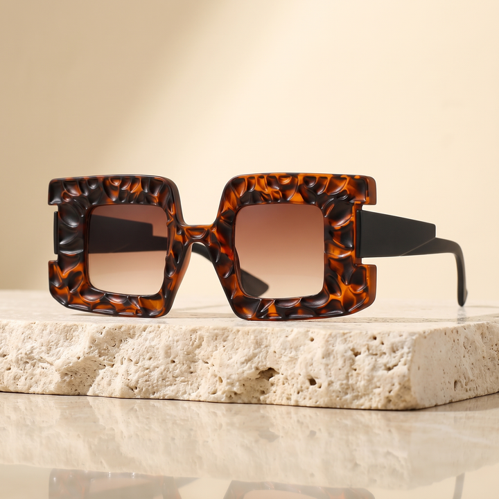 Carmina Shades