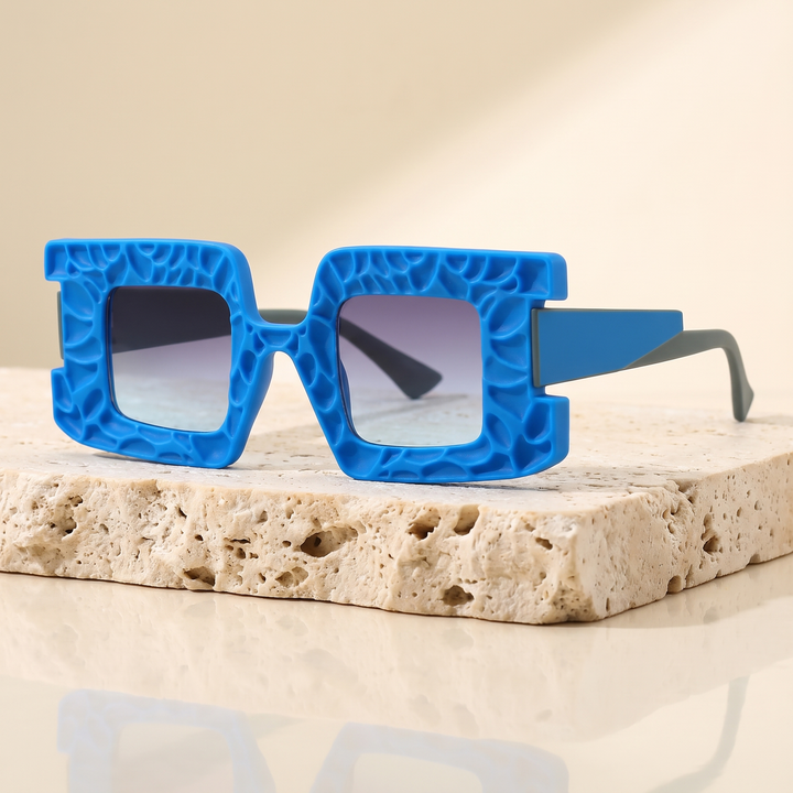 Carmina Shades