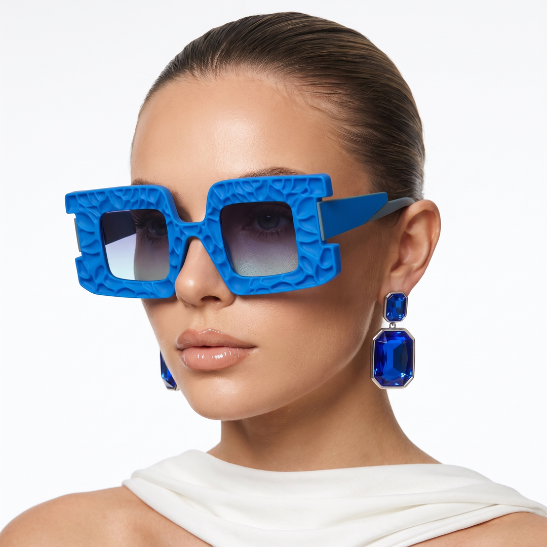 Carmina Shades