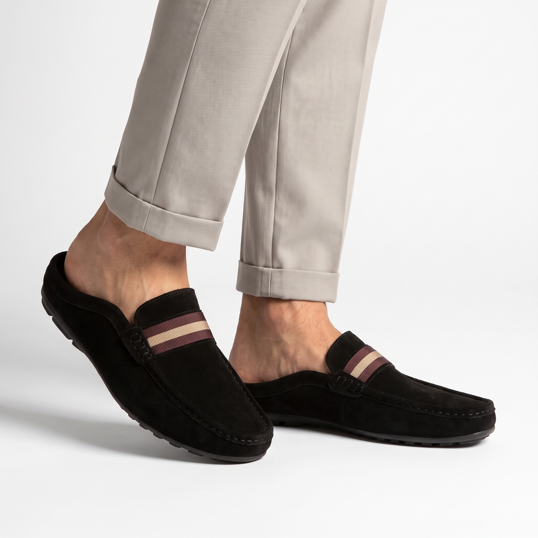 Ravello Loafer Mules Black model